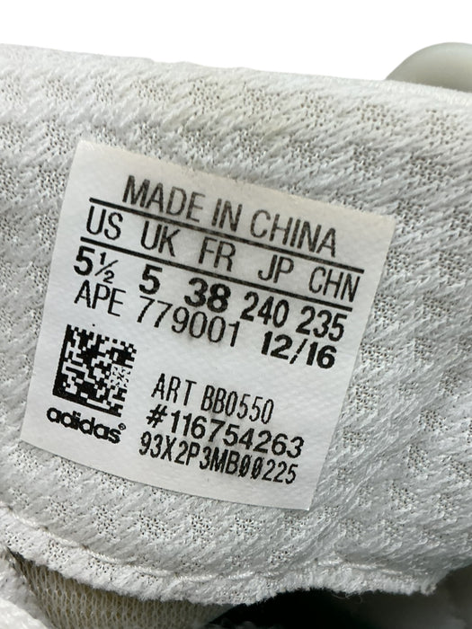 Tenis 5.5 (ADIDAS)
