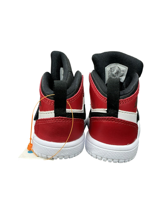 Tenis para bebé 4C (JORDAN)