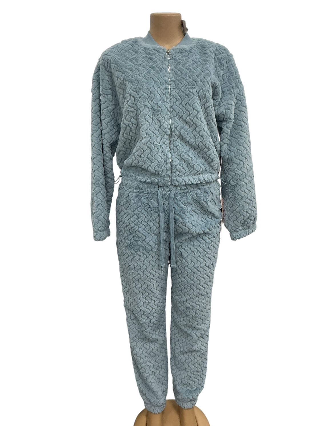 Conjunto M (LOVE FAME)