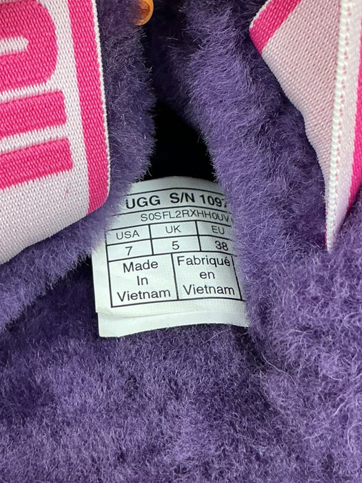 Sandalia 7 (UGG)