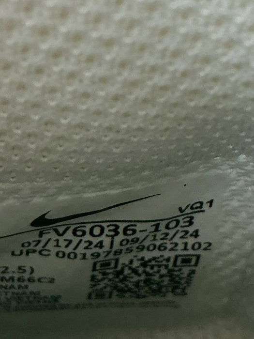 Tenis 9.5 (NIKE)