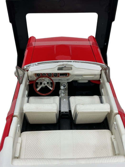 1965 Pointiac GTO (Maisto)