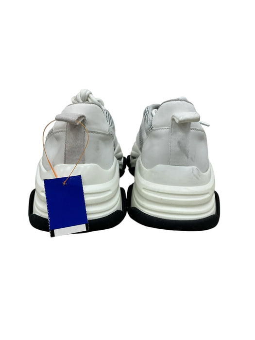 Tenis 10