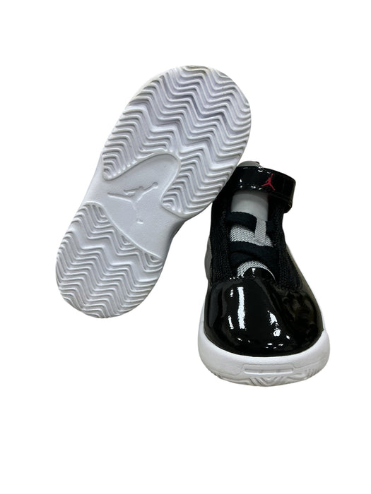 Tenis para niñ@ 8C (JORDAN)