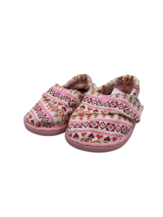 Zapato para bebé 4 (TOMS)