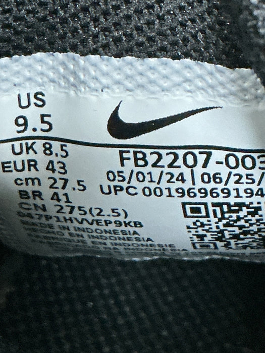Tenis 9.5 (NIKE)