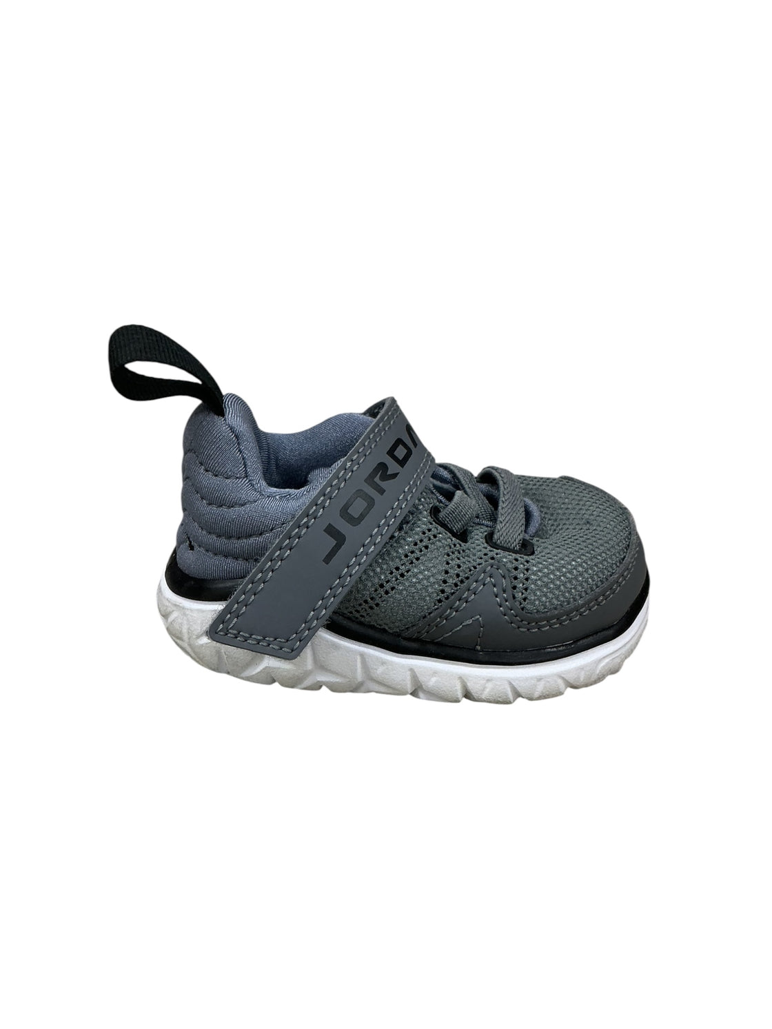 Tenis para bebé 2C (JORDAN)