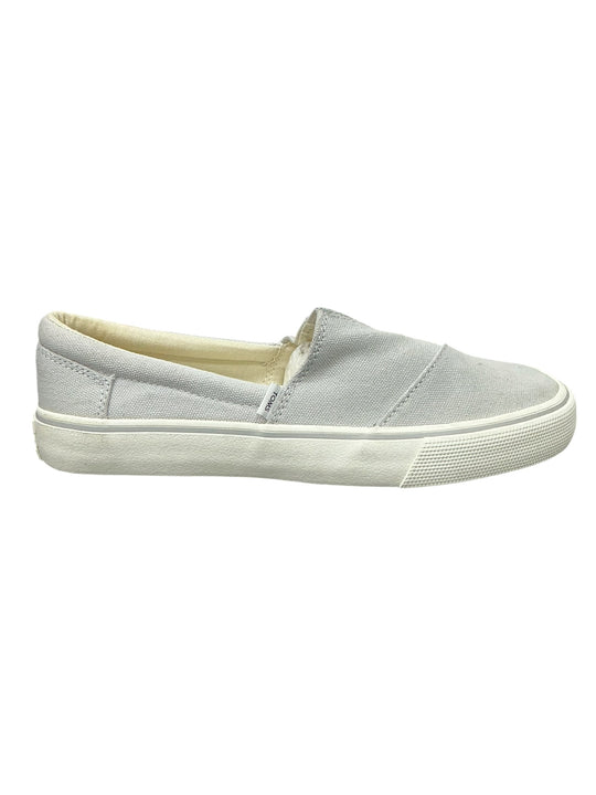 Zapato 8 (TOMS)