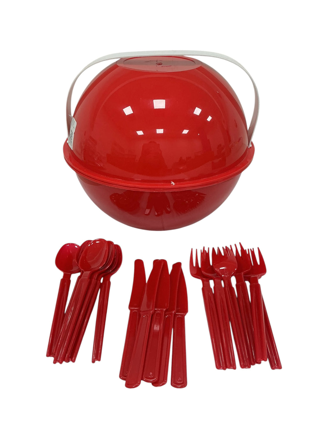 Set de platos y cubiertos