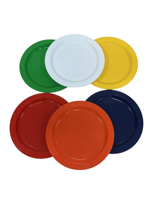 Set de platos y cubiertos