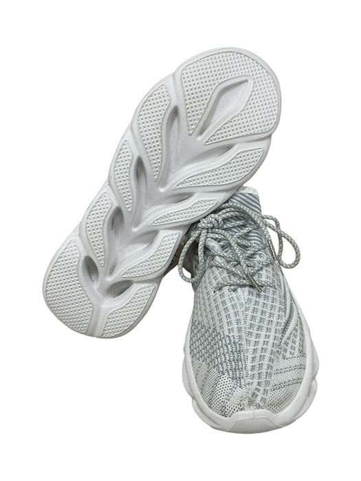 Tenis