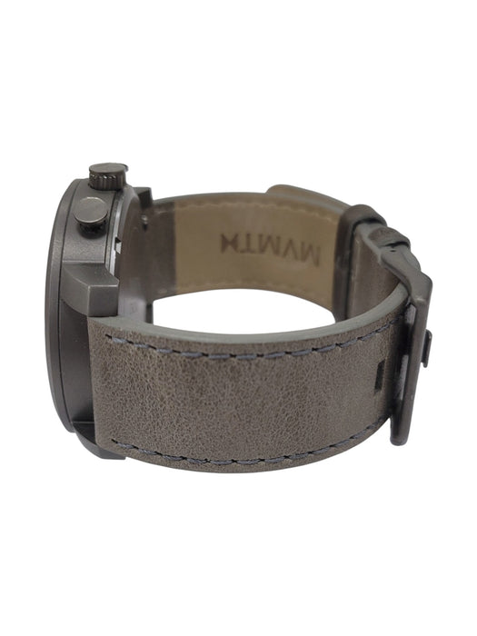 Reloj (MVMT)