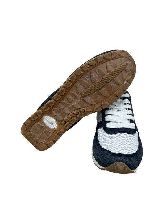 Tenis 7.5