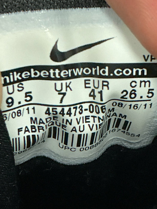 Tenis 9.5 (NIKE)