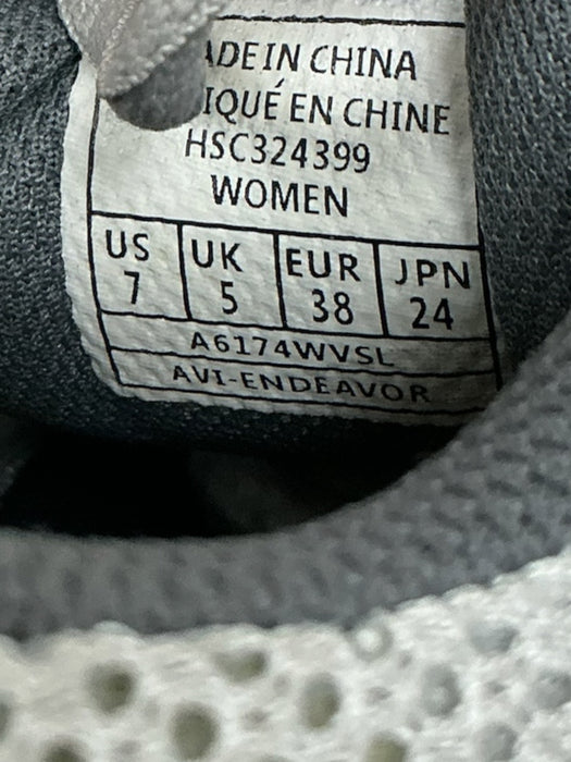 Tenis 7 (AVIA)