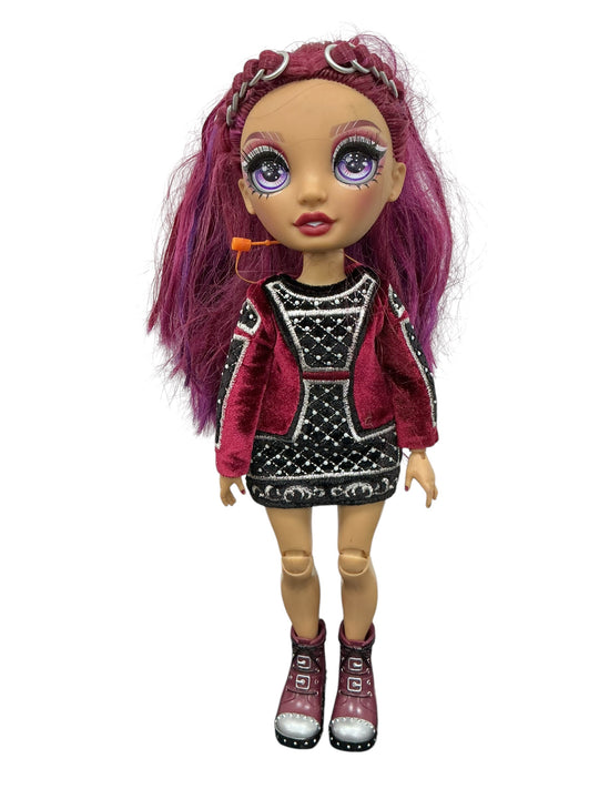Mila Berrymore (MGA)