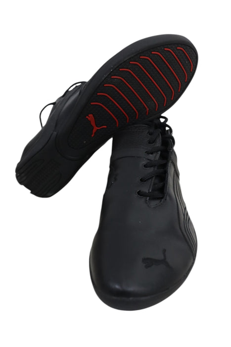 Zapato 7.5 (PUMA)