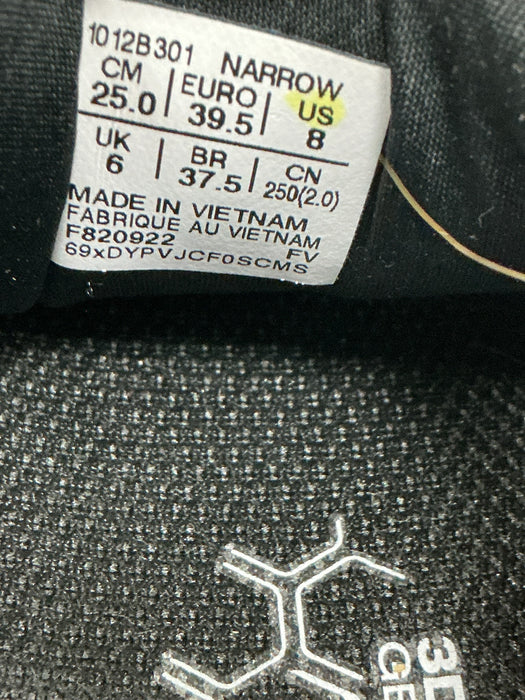 Tenis 8 (ASICS)