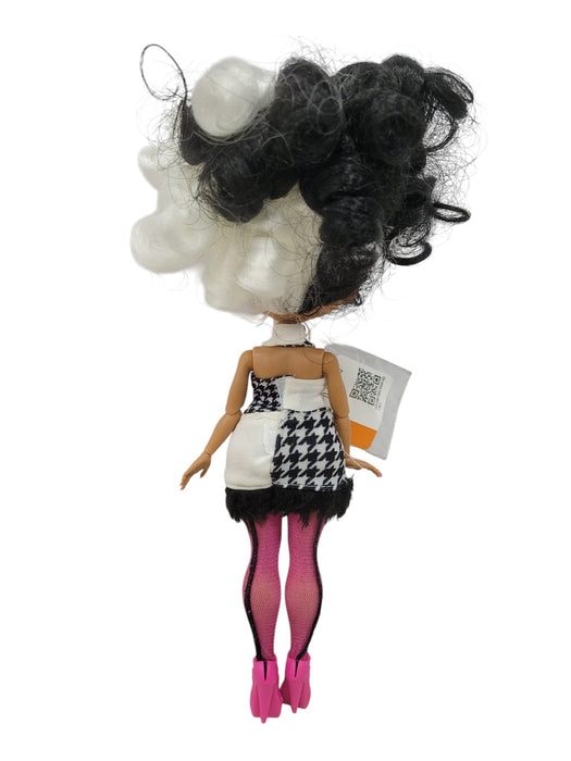 Dollie (MGA ENTERTAINMENT)
