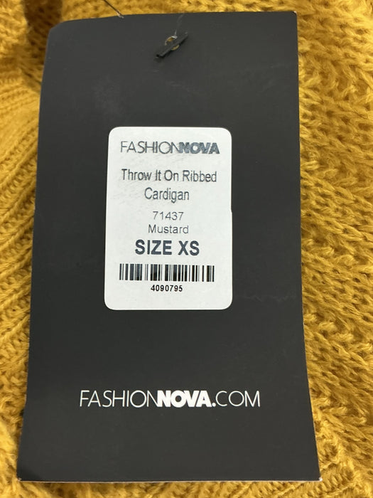 Abrigo XS (FASHION NOVA)