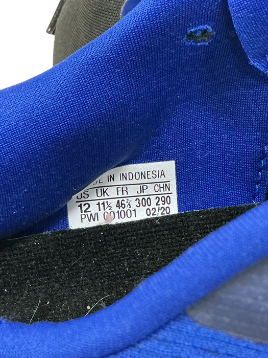 Tenis 12 (ADIDAS)
