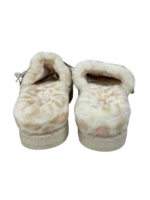 Pantuflas 9 (UGG)