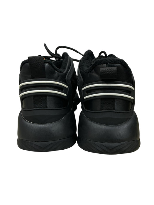 Tenis