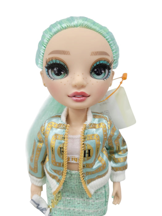 Daphne Minton (MGA ENTERTAINMENT)
