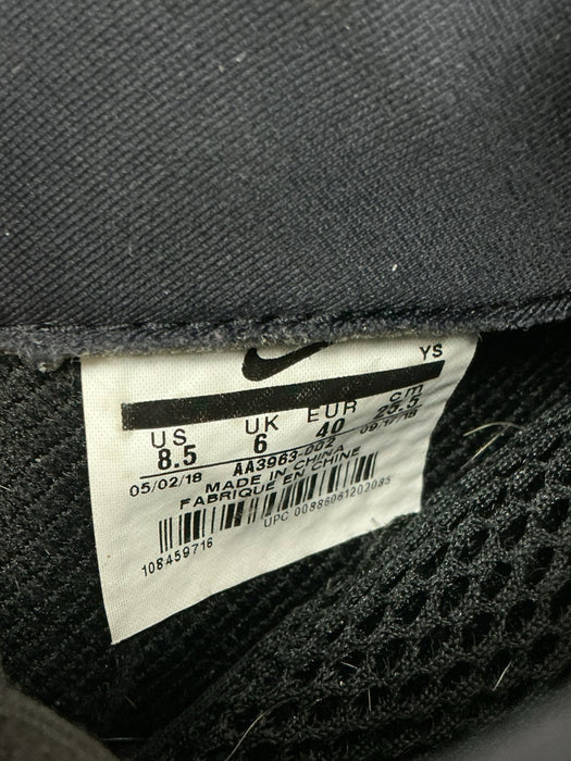 Tenis 8.5 (NIKE)