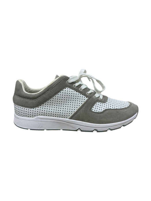 Tenis