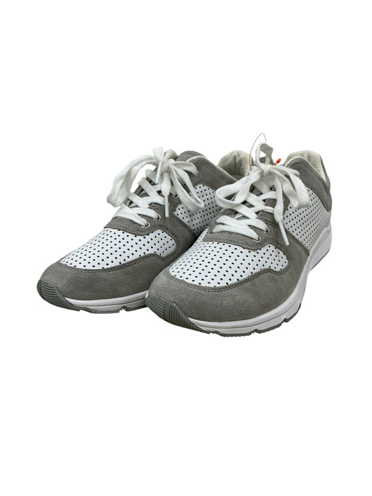 Tenis