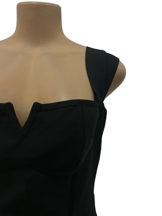 Vestido 10 (PRETTYLITTLETHING)
