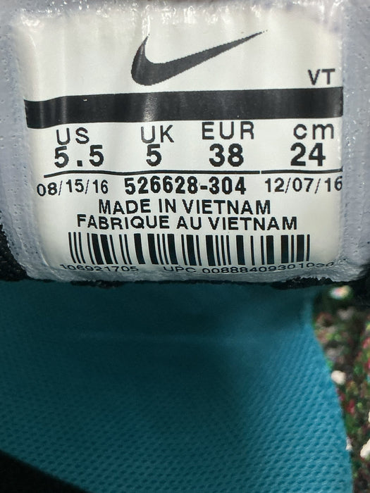 Tenis 5.5 (NIKE)
