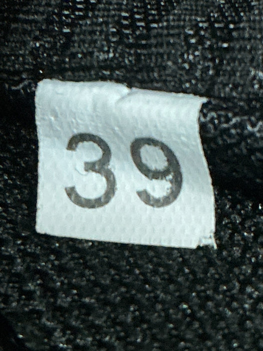 Tenis