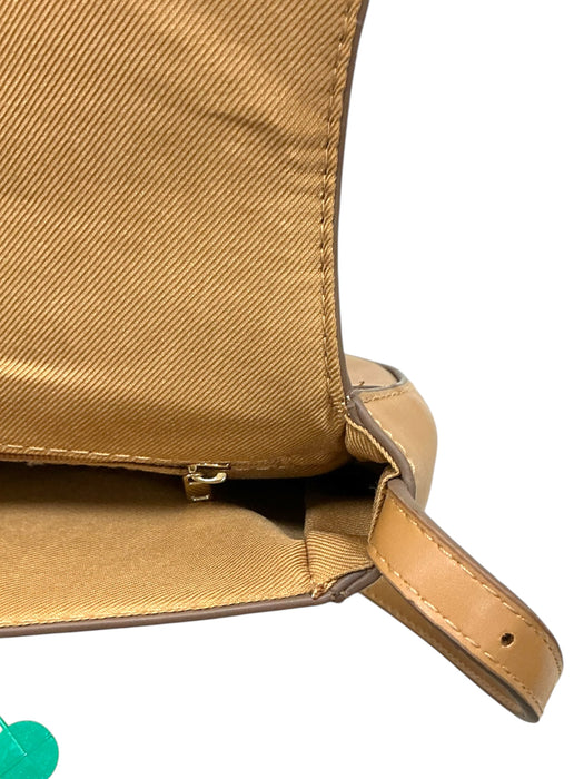 Bolso (A NEW DAY)