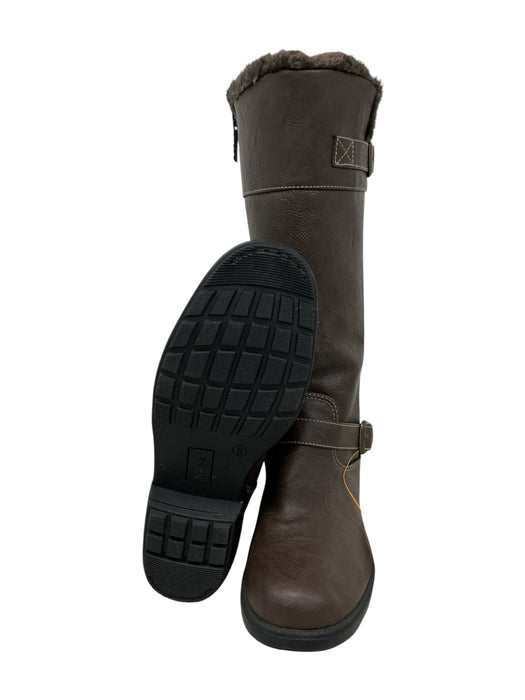 Bota 8 (TOTES)