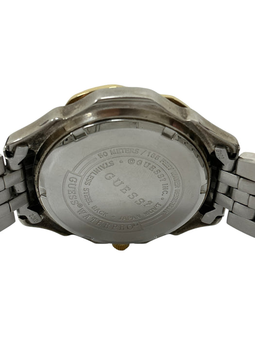 Reloj análogo (GUESS)