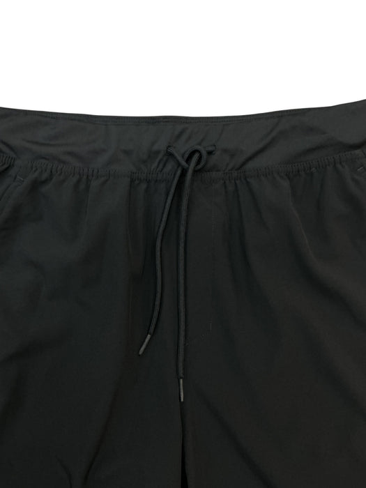 Short M (JOCKEY)