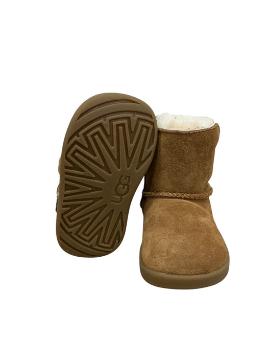 Zapato para niñ@ 4 (UGG)