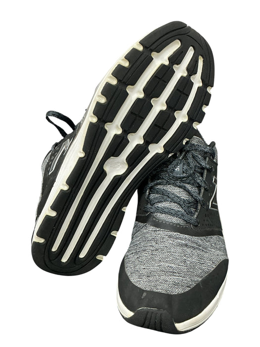 Tenis 7.5 (NEW BALANCE)