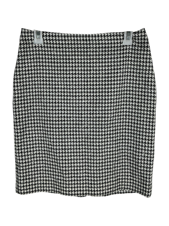 Falda 4 (WHITE HOUSE BLACK MARKET)