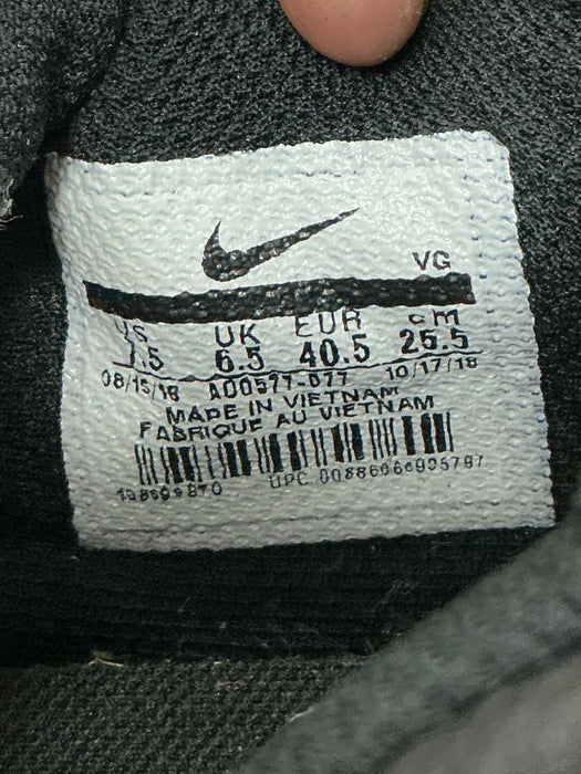 Tenis Deportivos 7.5 (NIKE)