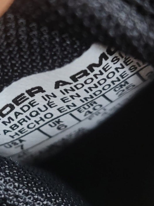 Tenis 7 (UNDER ARMOUR)