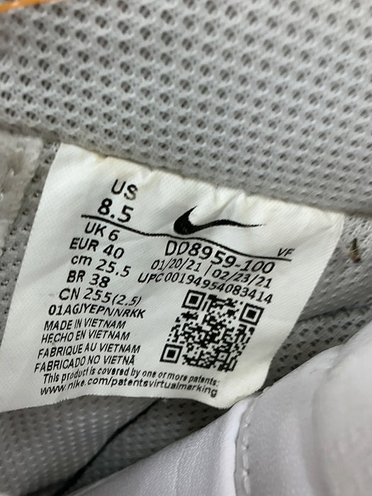 Tenis 8.5 (NIKE)