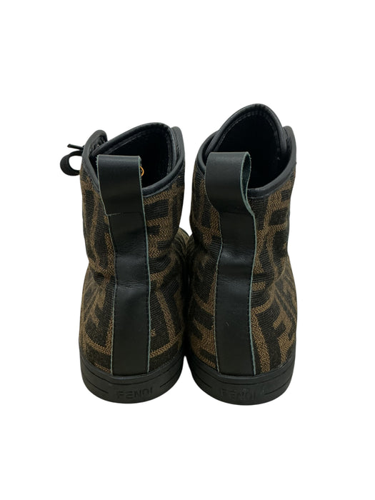 Zapato (FENDI)