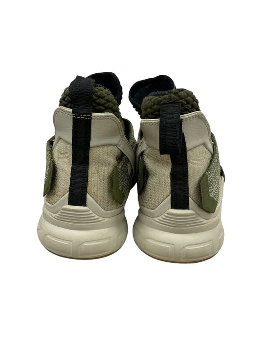 Tenis 10 (NIKE)