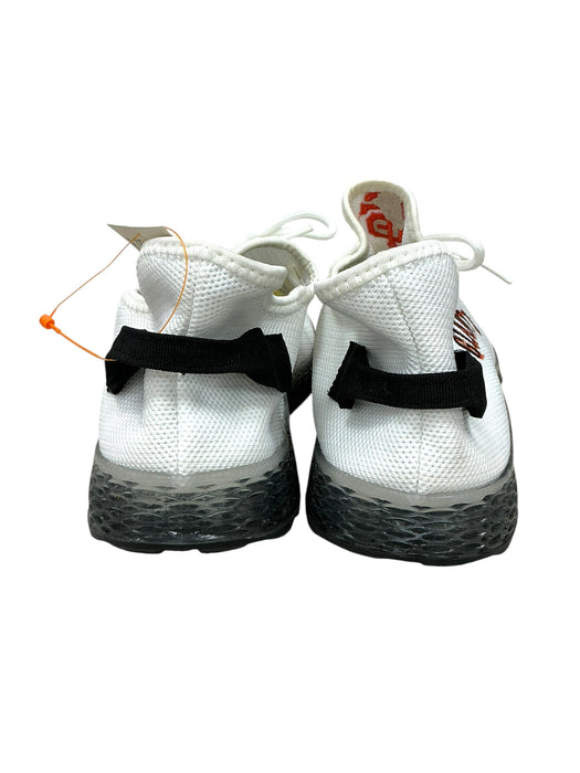 Tenis 11