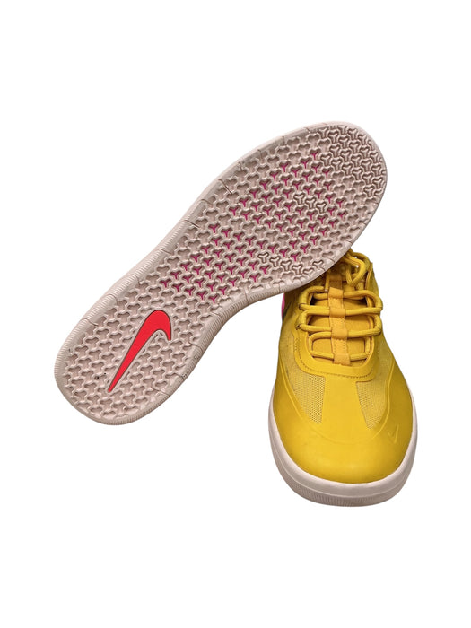 Tenis 10 (NIKE)