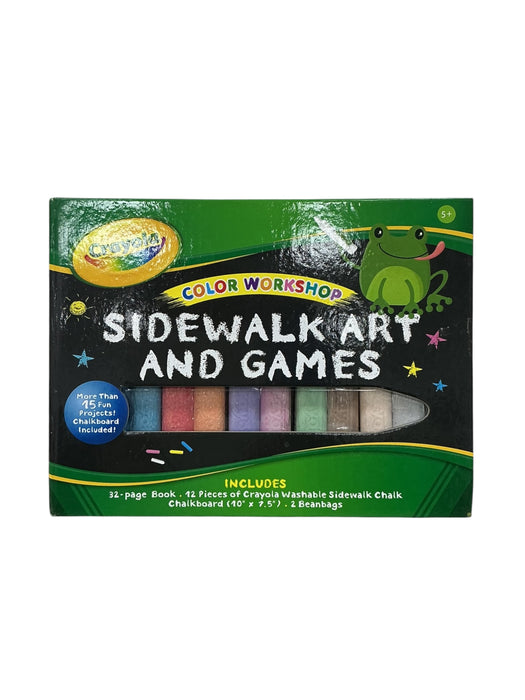 Arte y juegos en la acera (CRAYOLA)