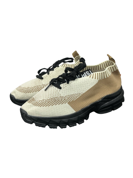 Tenis